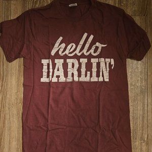 Hello Darlin' T-Shirt Size Small